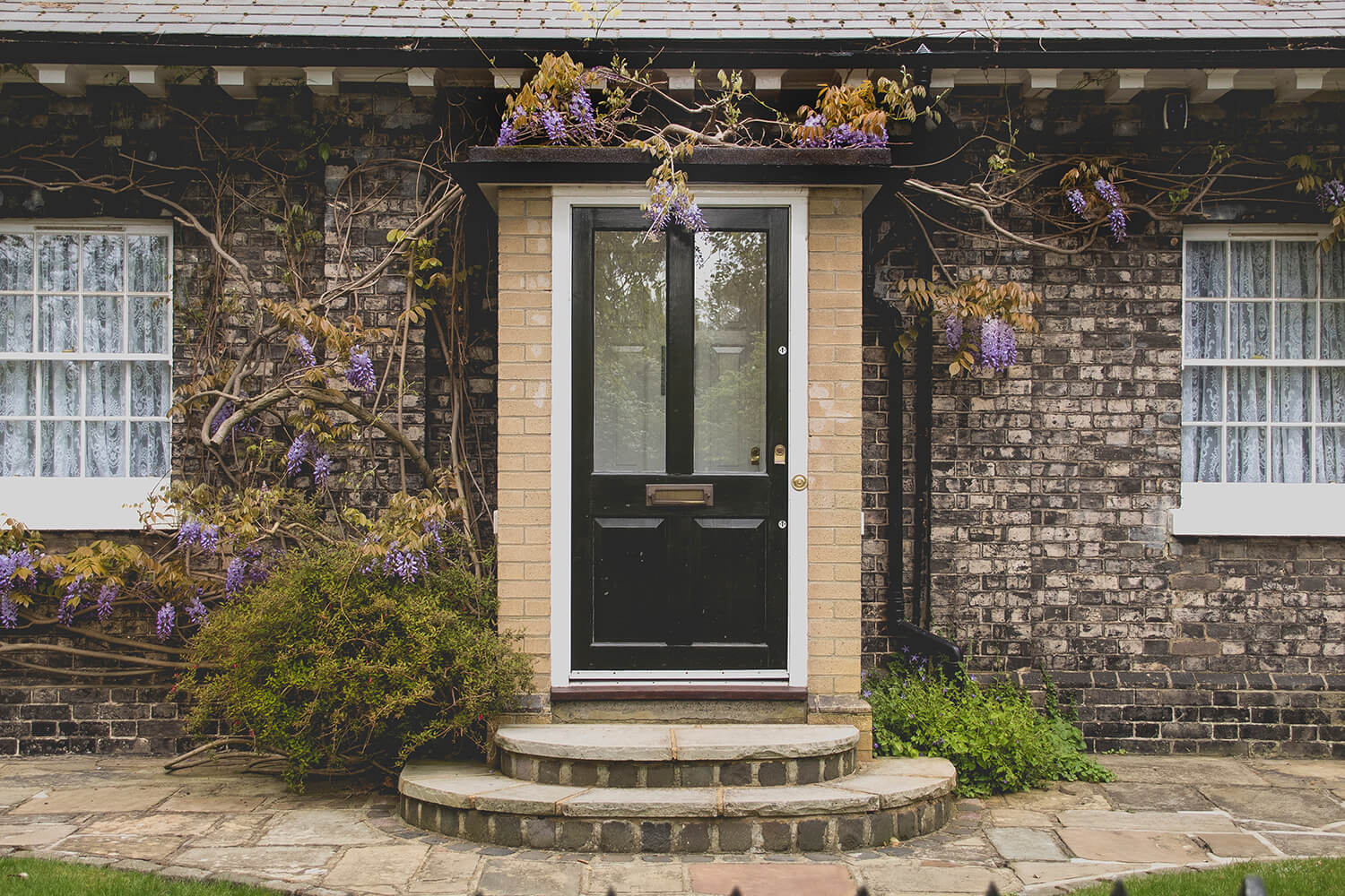 Selling a house in need of repairs